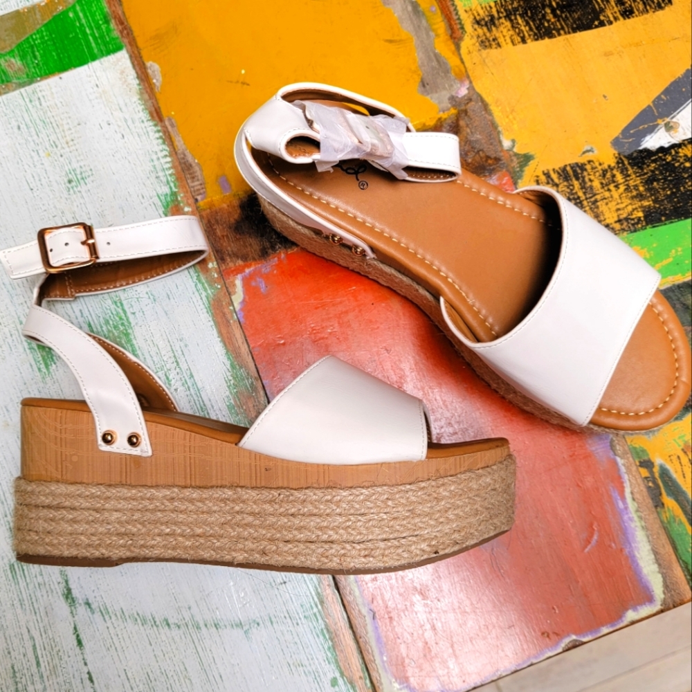Qupid White Ankle Strap Wedge Sandals NEW Size 8